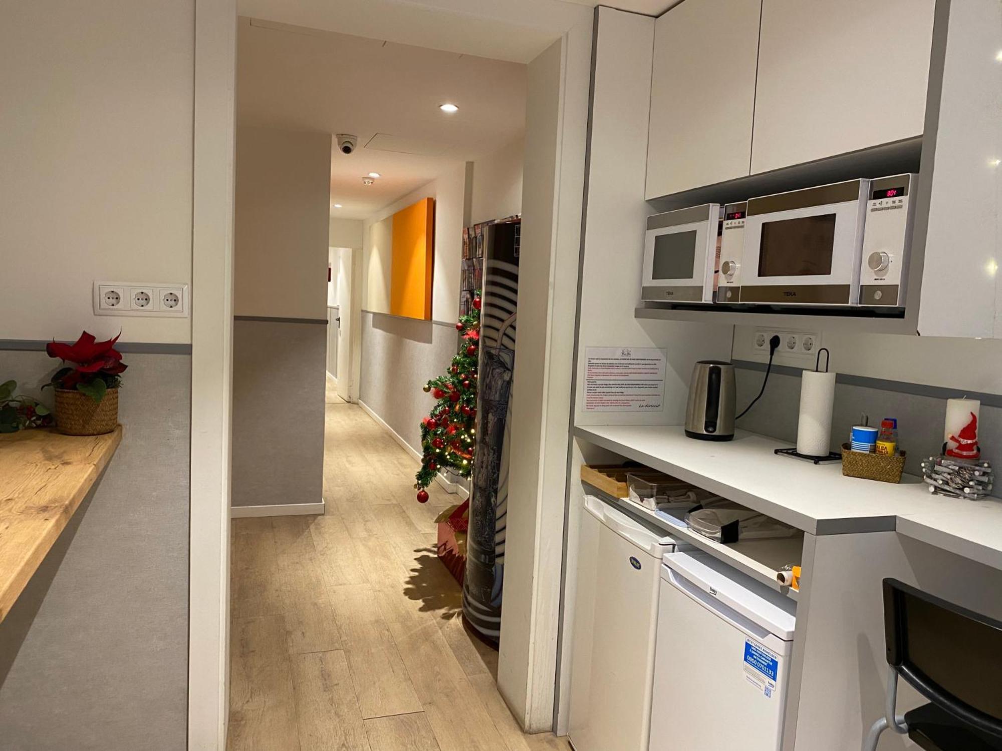 Hostal Bestprice Barcelona Stadium Eksteriør billede