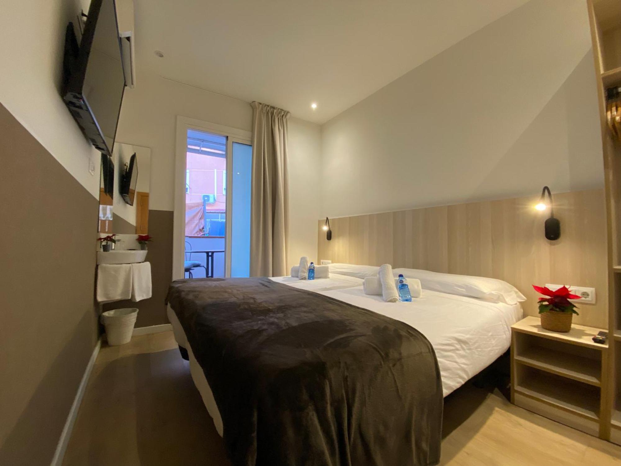 Hostal Bestprice Barcelona Stadium Eksteriør billede