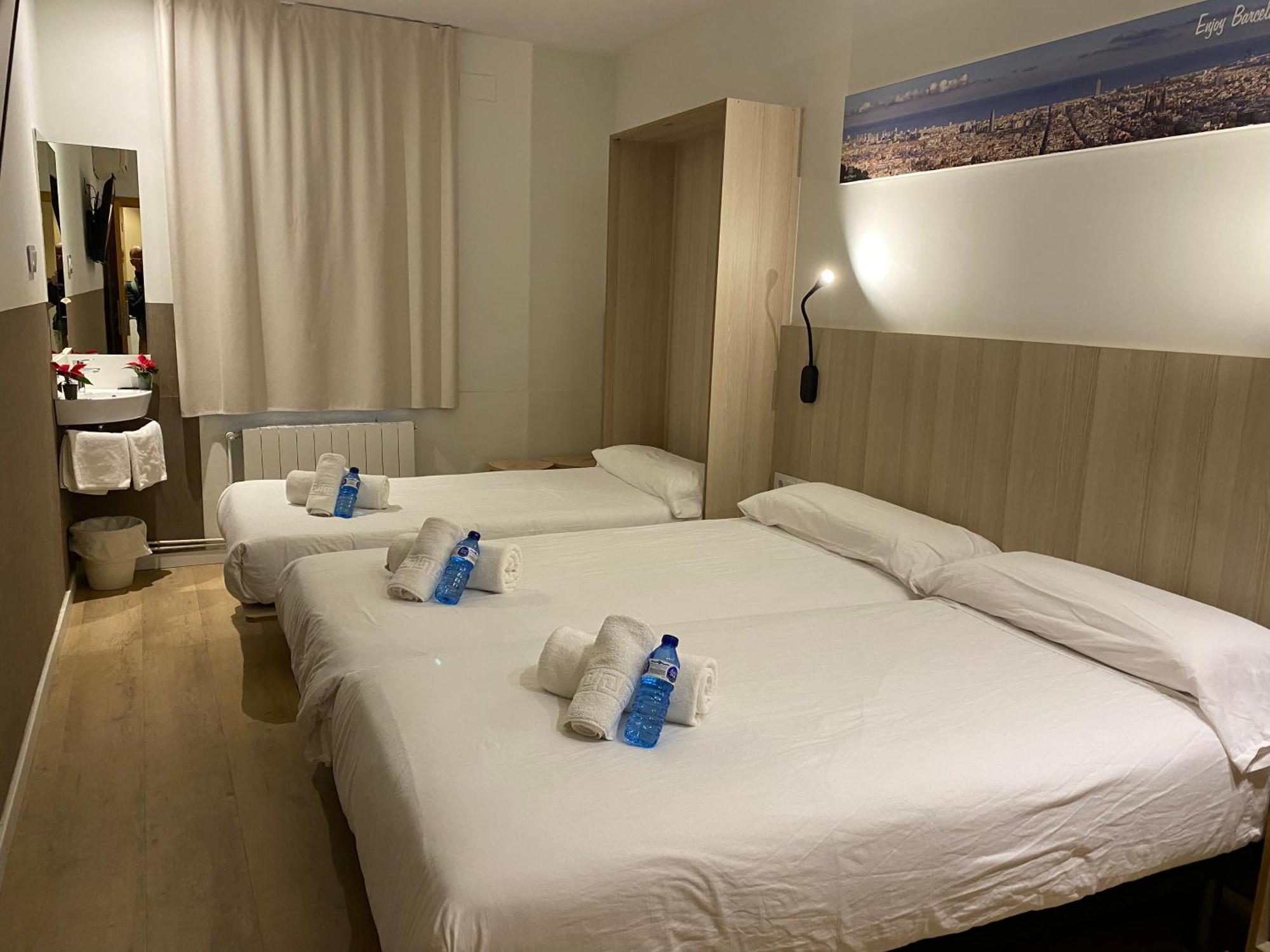 Hostal Bestprice Barcelona Stadium Eksteriør billede