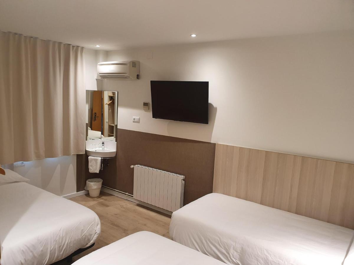 Hostal Bestprice Barcelona Stadium Eksteriør billede